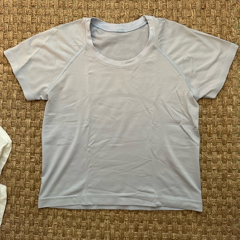 Lululemon Swiftly Tech Waist Length Short Sleeve